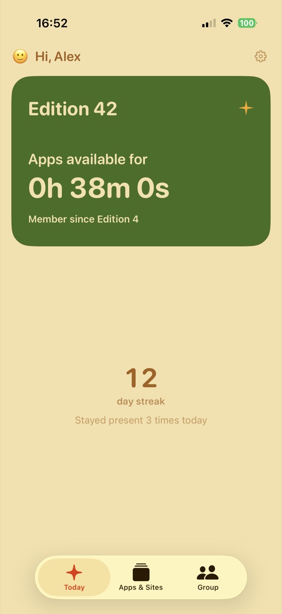 Today screen during Daily Edition with apps available for thirty-eight minutes and a twelve-day streak.